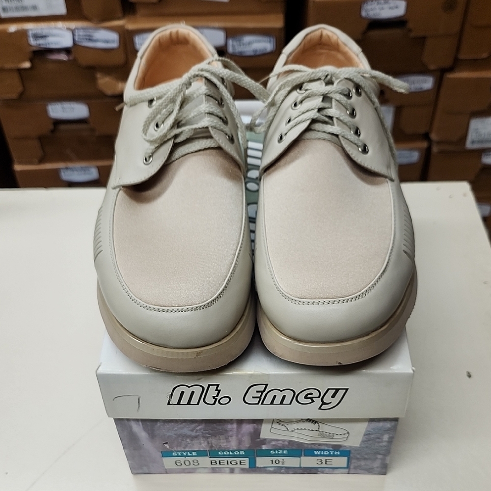 Mt. Emey Orthopedic Size 10.5 3E Beige Men's Shoes